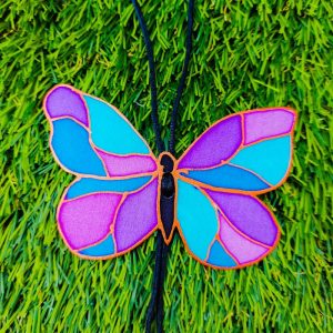 Colgante de seda pintada mariposa